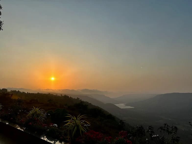 6 BHK DUBASH FARM - MAHABLESHWAR