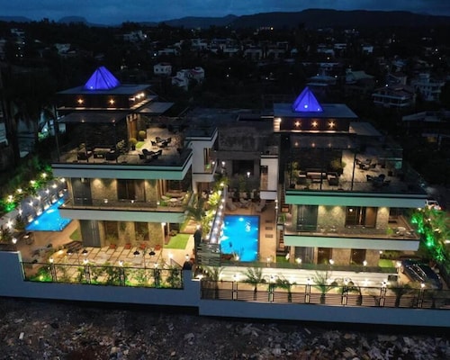 12 BHK ANJIRAM VILLA - LONAVALA