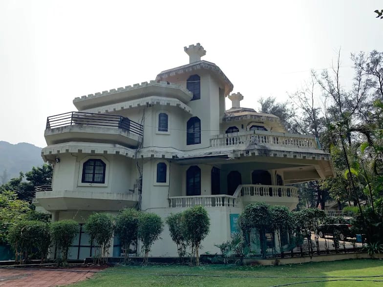 8 BHK APRIT VILLA - LONAVALA